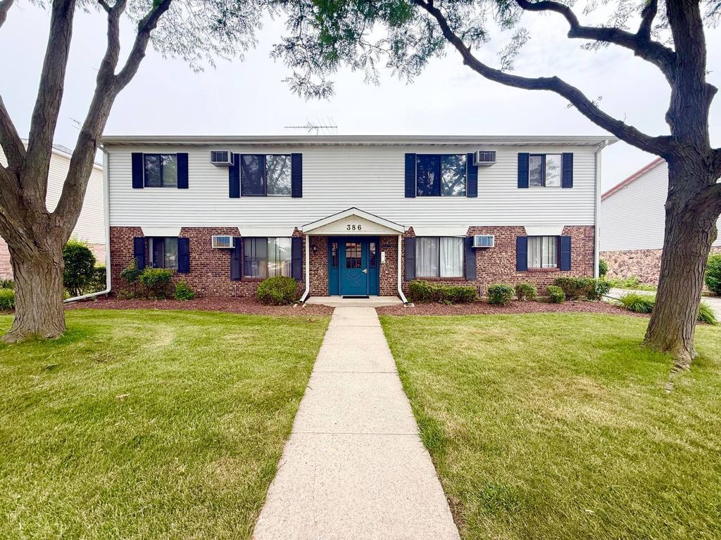 386 Echo Lane 3, Aurora, IL 60504