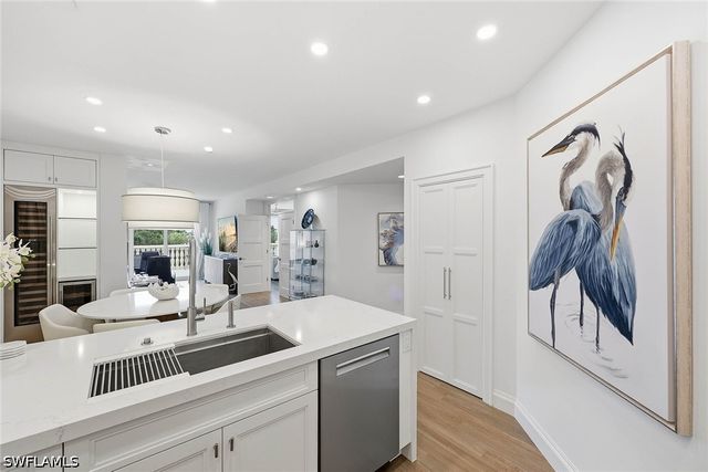365 5th AVE S 306, Naples, FL 34102