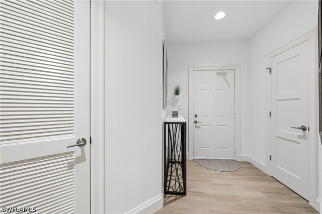 365 5th AVE S 306, Naples, FL 34102
