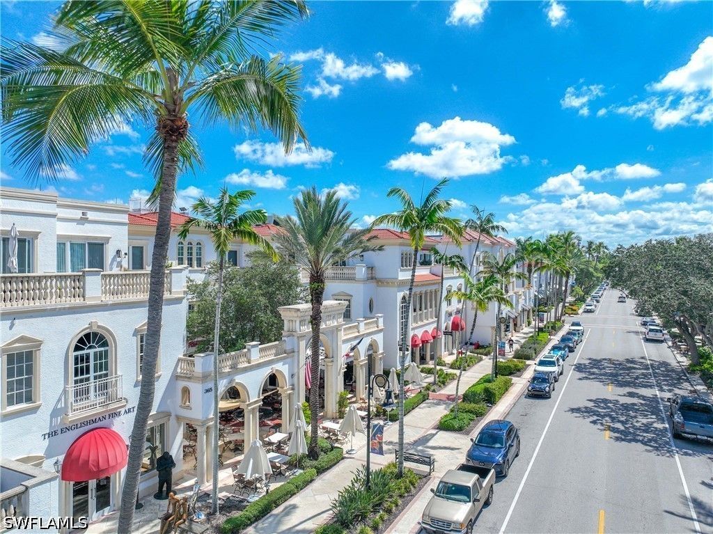 365 5th AVE S 306, Naples, FL 34102