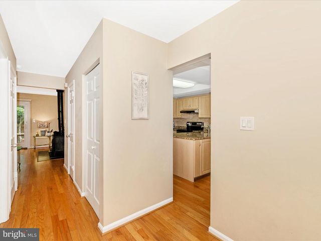 20105 WARINGWOOD WAY, Gaithersburg, MD 20886