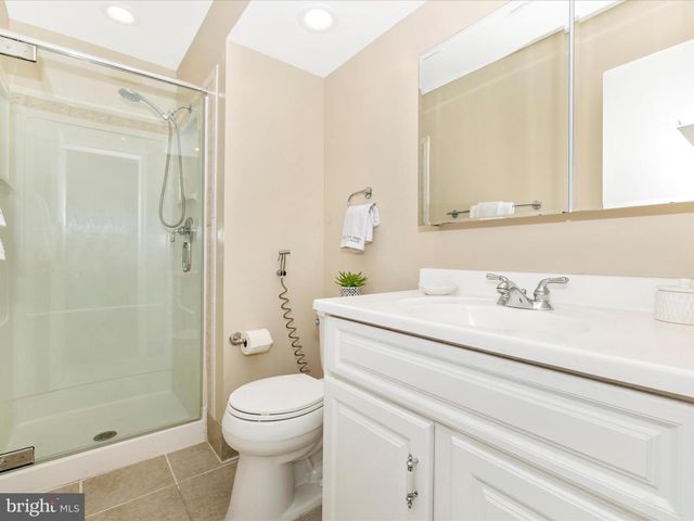 20105 WARINGWOOD WAY, Gaithersburg, MD 20886