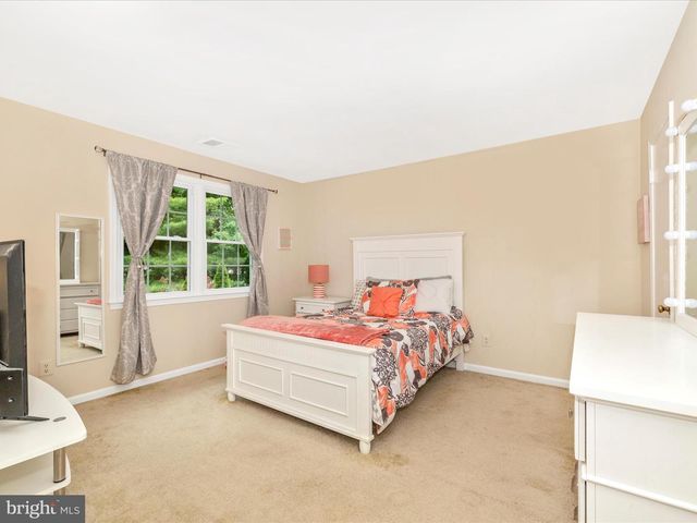 20105 WARINGWOOD WAY, Gaithersburg, MD 20886