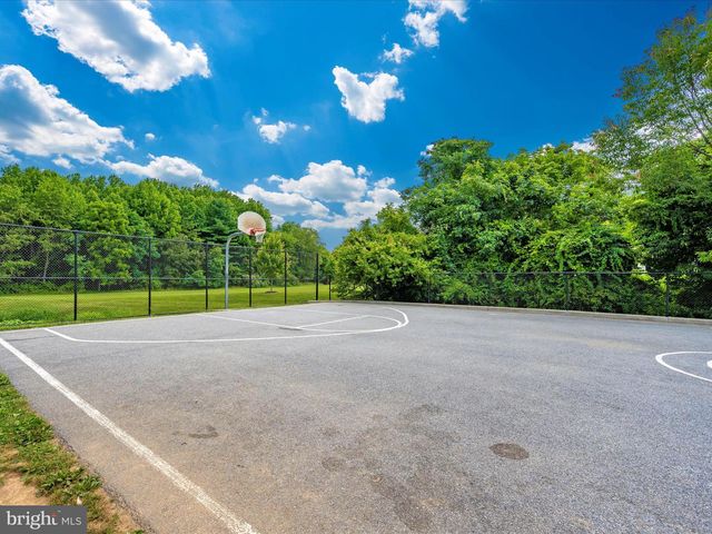 20105 WARINGWOOD WAY, Gaithersburg, MD 20886