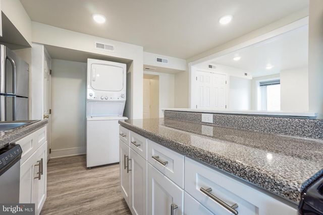 450 GERMANTOWN PIKE, Lafayette Hill, PA 19444