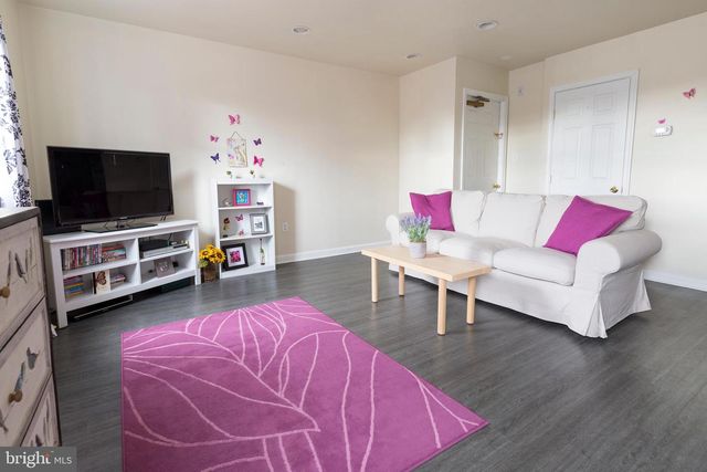 450 GERMANTOWN PIKE, Lafayette Hill, PA 19444