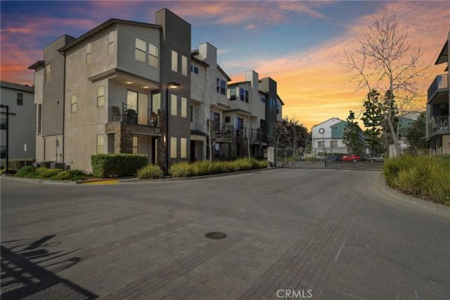 19531 W Cardigan Drive, Northridge, CA 91324