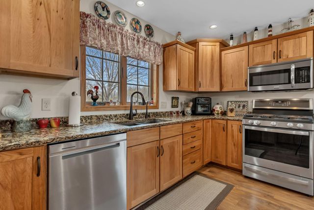 1600 Lower Trentwood Circle NE, Willmar, MN 56201