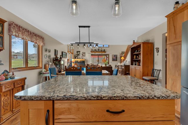 1600 Lower Trentwood Circle NE, Willmar, MN 56201