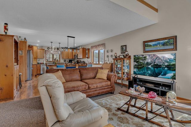 1600 Lower Trentwood Circle NE, Willmar, MN 56201