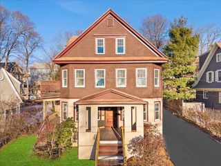 22 Lewis St 2, Newton, MA 02458