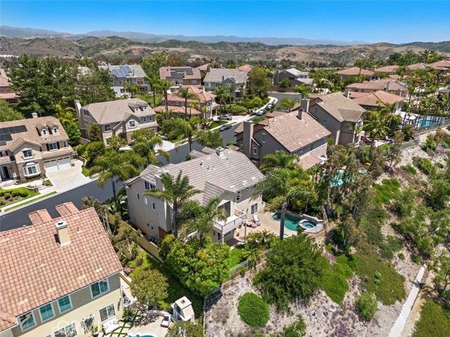 23729 Castlerock, Mission Viejo, CA 92692