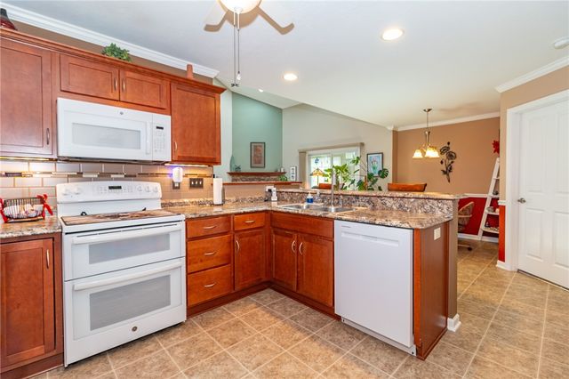 425 Chestnut Lane, Allegheny Twp, PA 15613