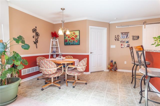 425 Chestnut Lane, Allegheny Twp, PA 15613