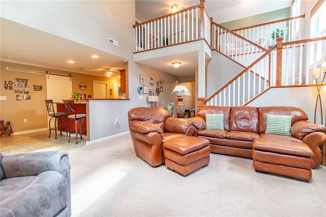 425 Chestnut Lane, Allegheny Twp, PA 15613