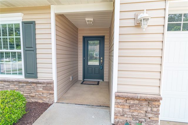 425 Chestnut Lane, Allegheny Twp, PA 15613