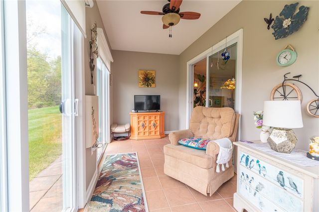 425 Chestnut Lane, Allegheny Twp, PA 15613