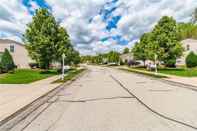 425 Chestnut Lane, Allegheny Twp, PA 15613