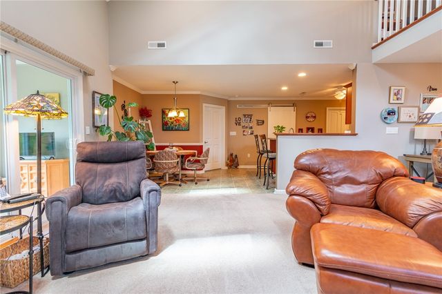 425 Chestnut Lane, Allegheny Twp, PA 15613