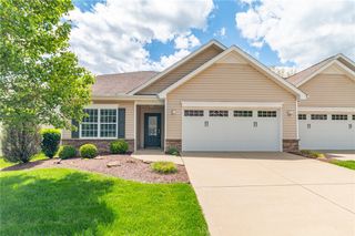 425 Chestnut Lane, Allegheny Twp, PA 15613