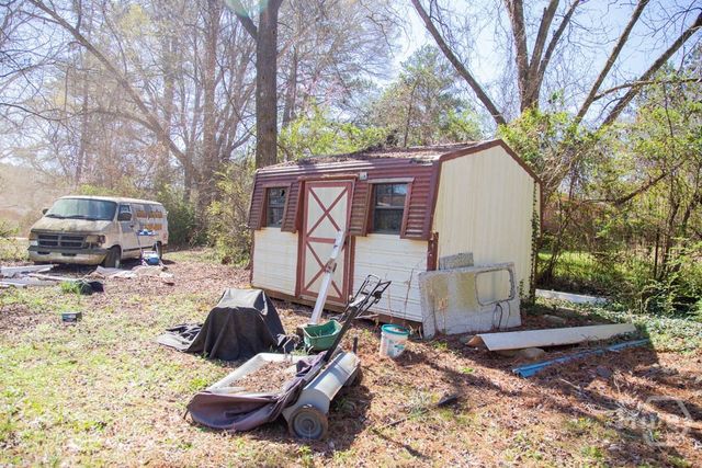 90 North Drive, Hampton, GA 30228