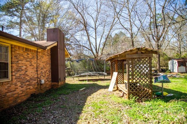 90 North Drive, Hampton, GA 30228