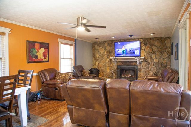 90 North Drive, Hampton, GA 30228