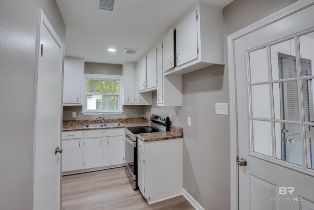 428 Scott Drive, Saraland, AL 36571