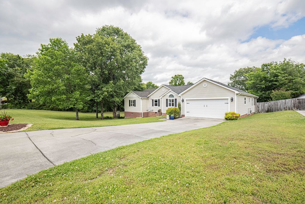 282 Misty Ridge Lane 54, Ringgold, GA 30736