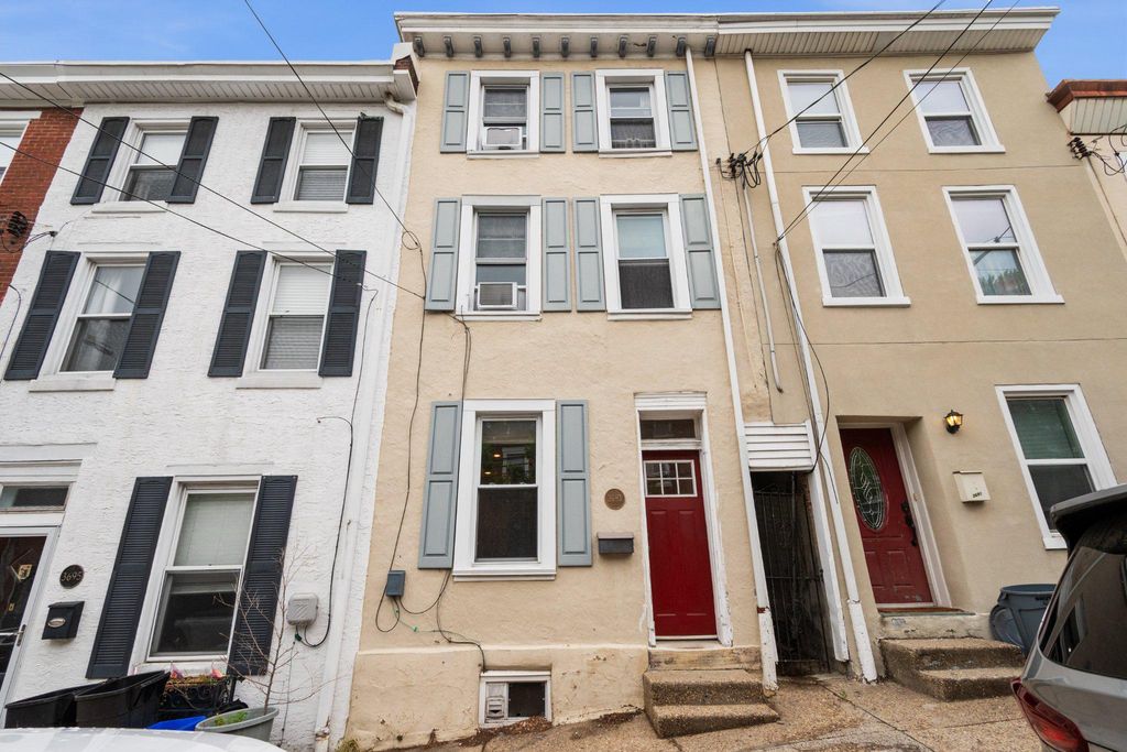 3693 CALUMET ST, Philadelphia, PA 19129