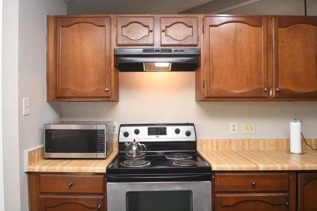 10102 Barmont Drive, La Porte, TX 77571