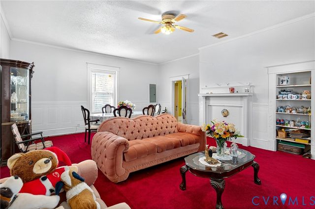 107 W End Blvd, Emporia, VA 23847