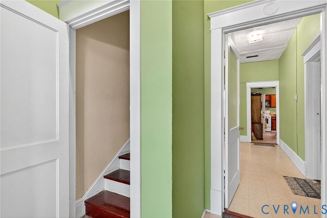 107 W End Blvd, Emporia, VA 23847