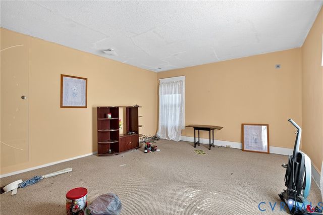 107 W End Blvd, Emporia, VA 23847