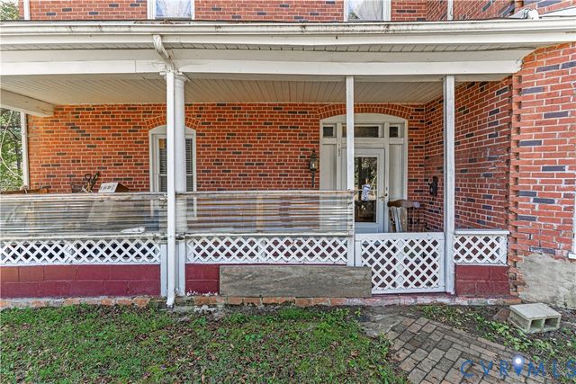 107 W End Blvd, Emporia, VA 23847