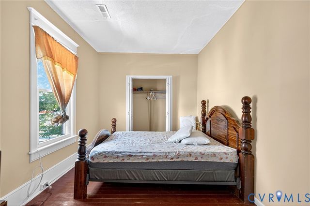 107 W End Blvd, Emporia, VA 23847