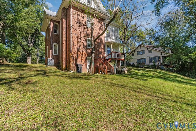 107 W End Blvd, Emporia, VA 23847