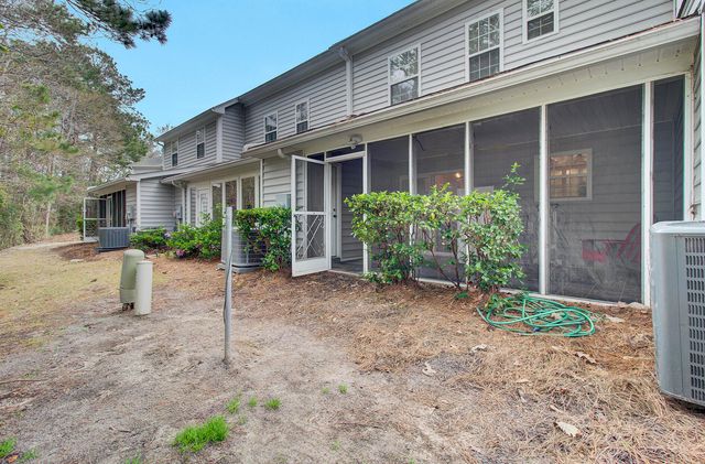 1443 Wellbrooke Lane, Mount Pleasant, SC 29466