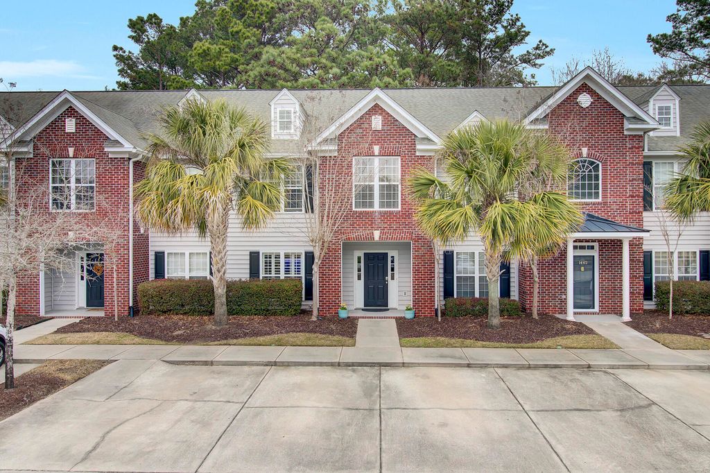 1443 Wellbrooke Lane, Mount Pleasant, SC 29466
