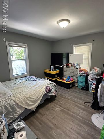 23581 Wagner Avenue, Warren, MI 48089