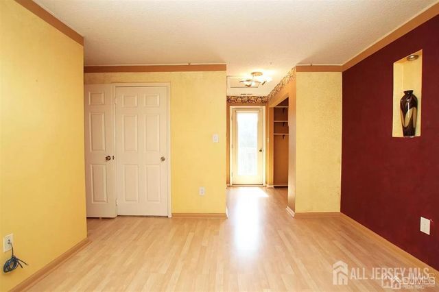 818 Ravens Crest Drive, Plainsboro, NJ 08536