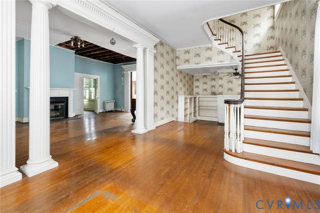 114 Marshall St, Petersburg, VA 23803