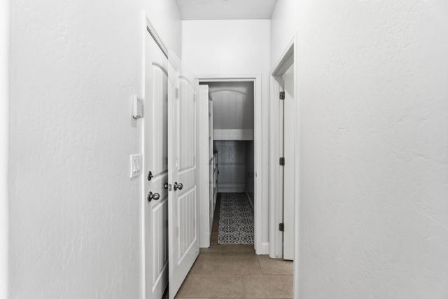 5438 W Floradora Avenue, Fresno, CA 93722
