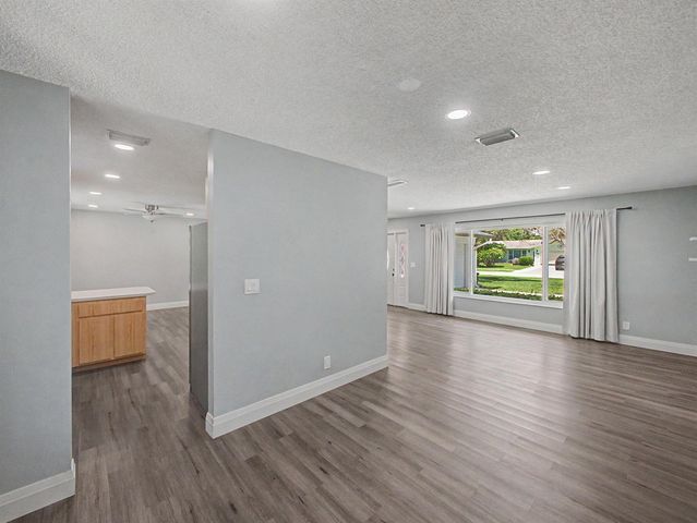 126 Chapel Lane, Tequesta, FL 33469