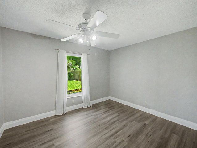 126 Chapel Lane, Tequesta, FL 33469
