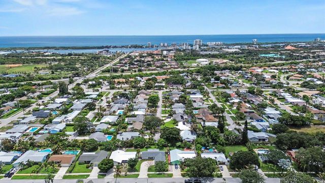 126 Chapel Lane, Tequesta, FL 33469