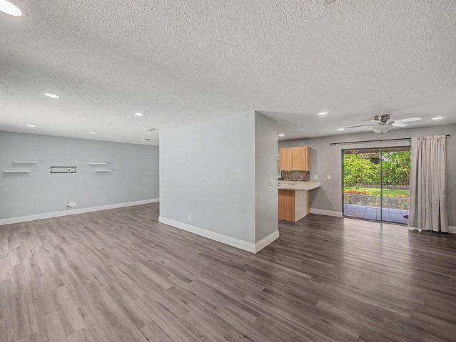 126 Chapel Lane, Tequesta, FL 33469