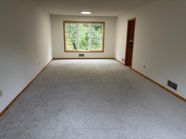 7831 Danner Court, Inver Grove Heights, MN 55076