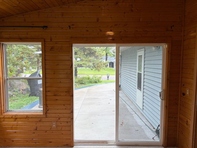 7831 Danner Court, Inver Grove Heights, MN 55076
