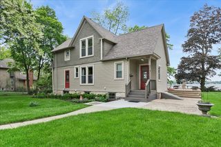 35 Lakeview Place, Lake Zurich, IL 60047